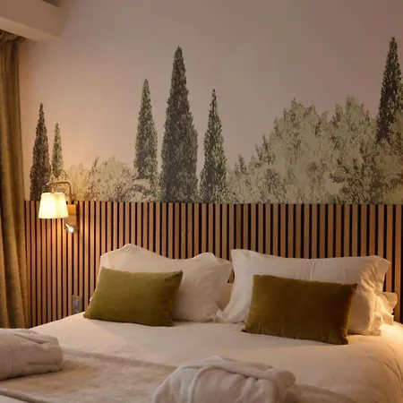 Western Sevan Parc 4*