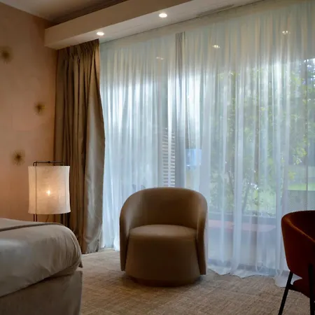 Western Sévan Parc Hotel 4*