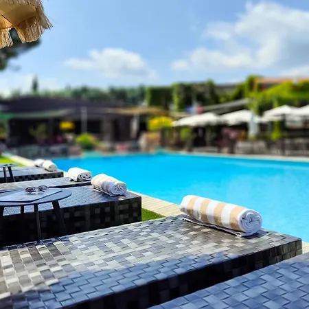 Western Sevan Parc 4*