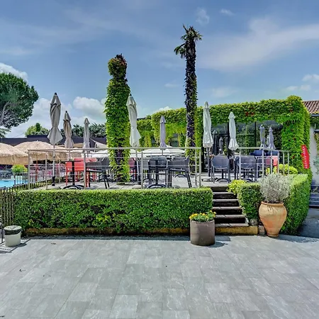 Western Sevan Parc 4* פרטואי