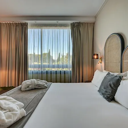 Hotel Western Sévan Parc Pertuis